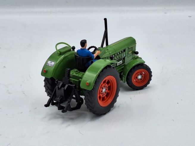 Deutz D 9005