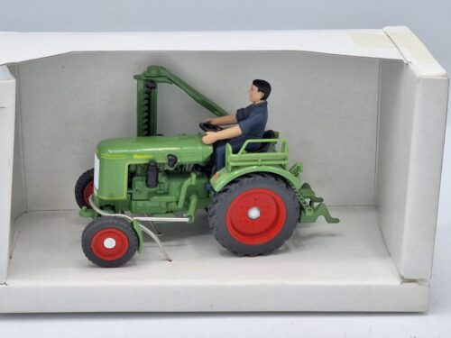 Fendt Dieselross met Maaibalk