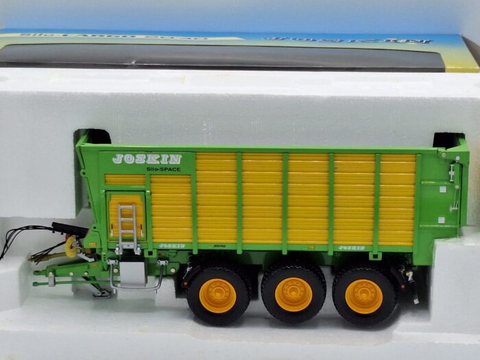 Joskin Silo-Cargo 20/40 Silagewagen