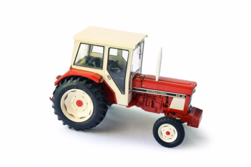 IH International 844 SB 2WD REP105