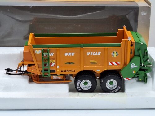 Dangreville ETB 15000 Meststrooier