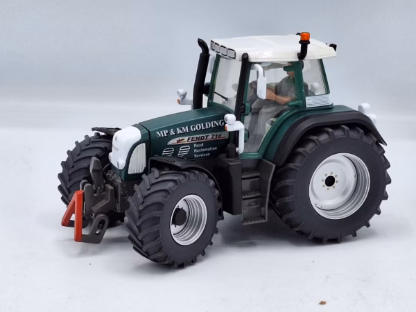 Fendt 716 Vario MP & KM Golding