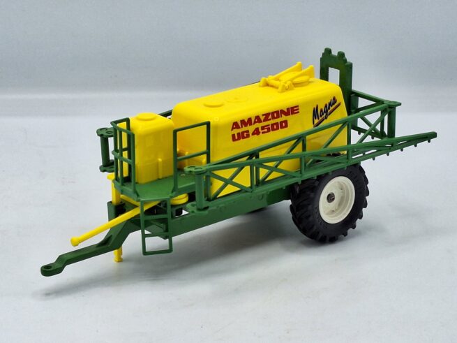 Amazone UG 4500 Magna Veldspuit