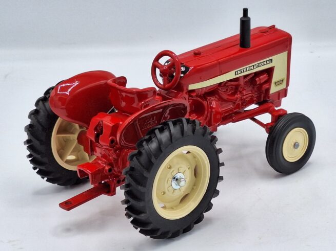 International Harvester 606
