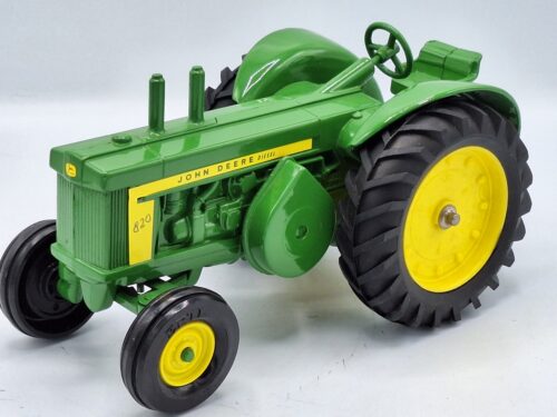 John Deere 820 Diesel