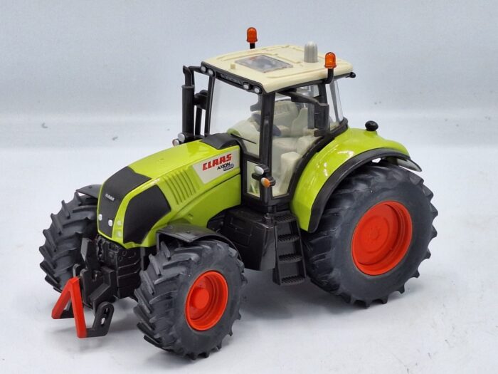 Claas Axion 850