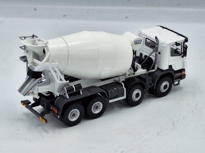 Scania P380 CIFA Mixer
